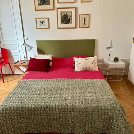 Spacious Flat In The Center